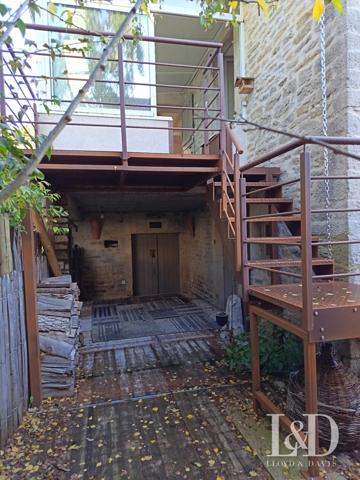 MAISON DE VILLAGE EN PIERRE