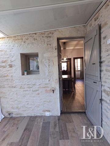 MAISON DE VILLAGE EN PIERRE