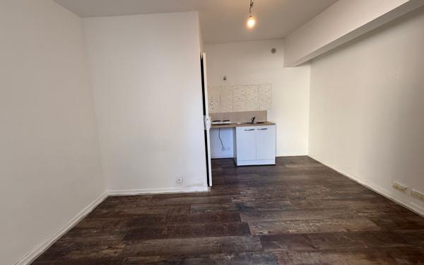 Appartement à louer    2 pièces • 20 m2 Épinay-sur-Seine