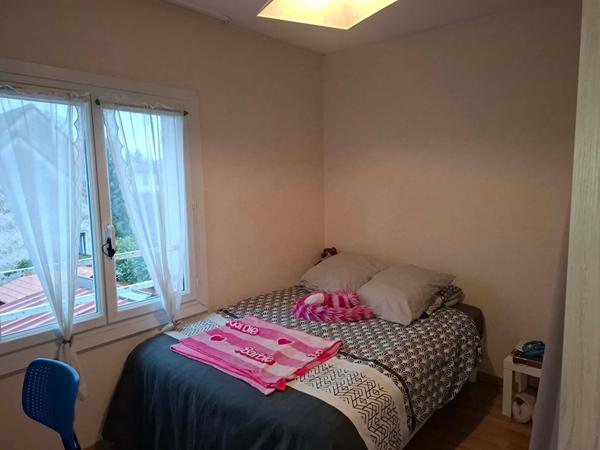 Maison Centre Morestel avec garage