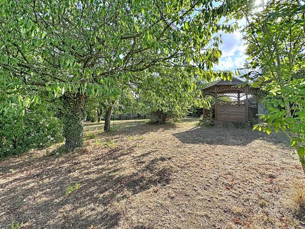 Maison Aubigne Sur Layon 6 pièce(s) 145 m2