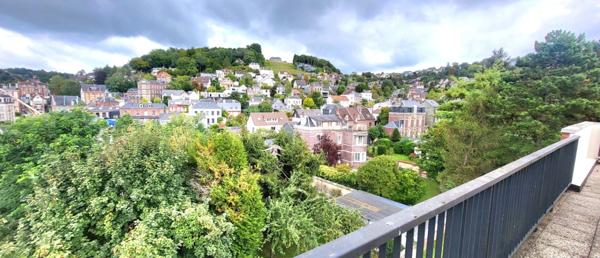 Rouen-Gare : Appartement (3e & dernier E) de 57 m² avec Terrasse 70 m²,1 CH, Gge, cave et vue panoramique ...!