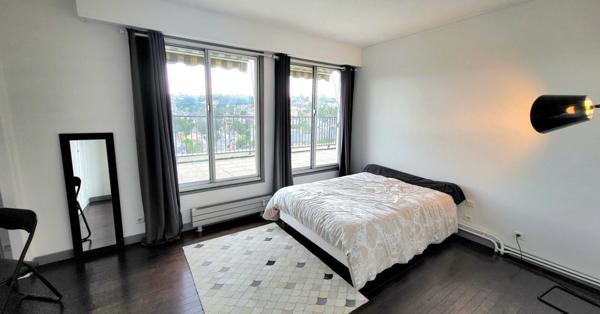 Rouen-Gare : Appartement (3e & dernier E) de 57 m² avec Terrasse 70 m²,1 CH, Gge, cave et vue panoramique ...!