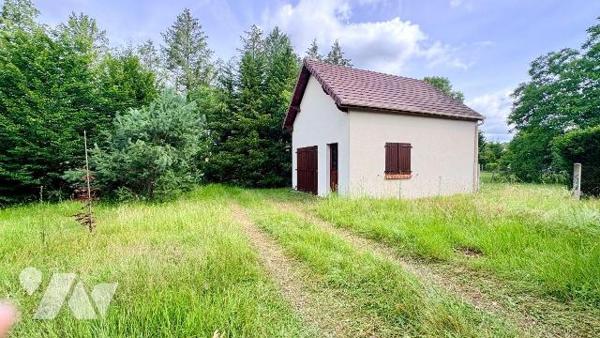 Située à La Ferté-Imbault (41300), dans un environnement calme et préservé des regards, cette a...