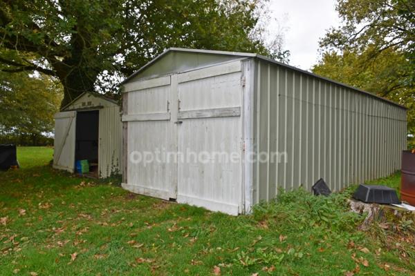 Longère du XIXème siècle à vendre 7 pièces GUEGON (56) sur vaste terrain paysagé