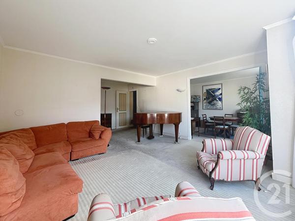 Appartement F5 à vendre  5 pièces - 110,39 m2 VILLE D AVRAY - 92