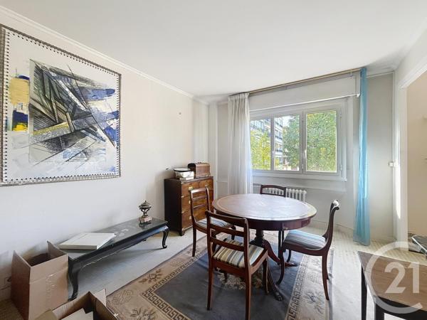 Appartement F5 à vendre  5 pièces - 110,39 m2 VILLE D AVRAY - 92