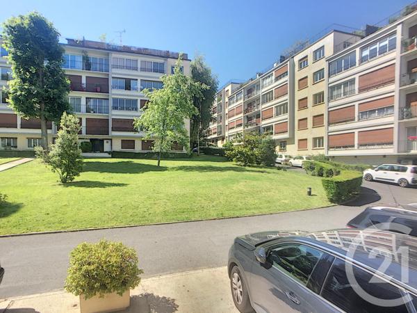 Appartement F5 à vendre  5 pièces - 110,39 m2 VILLE D AVRAY - 92