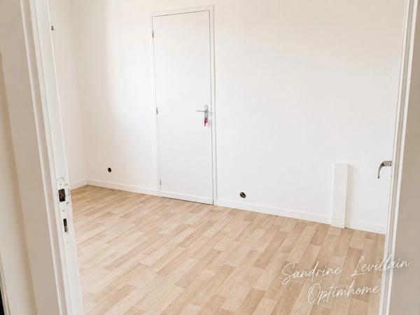 Maison à vendre 8 pièces GRAND CAMP (27)