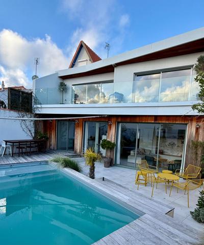 Villa d'architecte avec piscine - Les Présidents