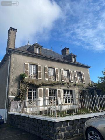 Maison de maître à vendre à Ally dans le Cantal (15700), ref : 15060/1178