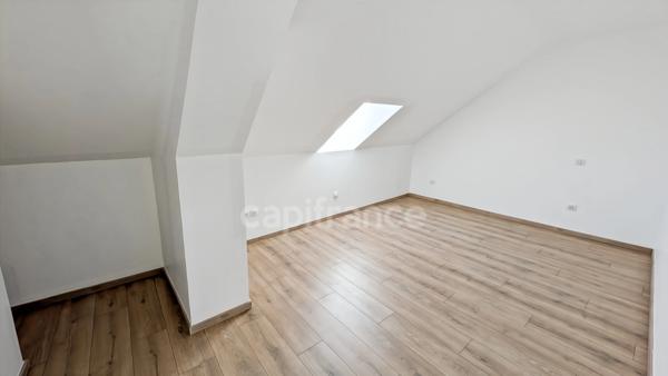 A Saint-Marcel (71) maison climatisée à vendre de 159.73 m² 5 pièces 4 chambres double garage parking terrain de 560 m²
