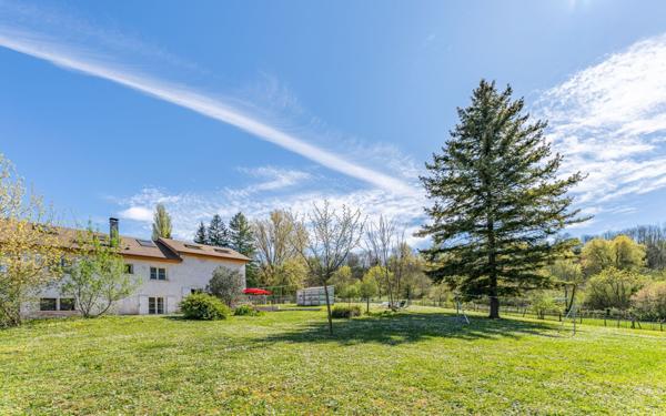 Maison à vendre    9 pièces • 240 m2 Maubec