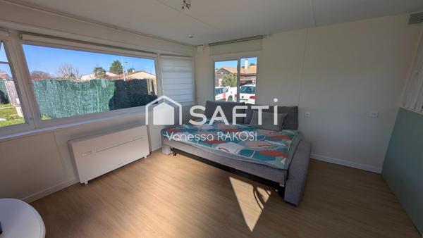 TERRAIN 548 M² CONSTRUCTIBLE VIABILISE ET ENTIERMENT CLOS AVEC MOBIL HOME EPANNES 79270