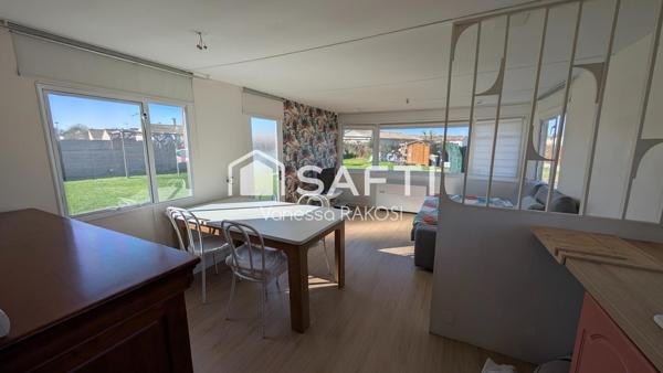 TERRAIN 548 M² CONSTRUCTIBLE VIABILISE ET ENTIERMENT CLOS AVEC MOBIL HOME EPANNES 79270