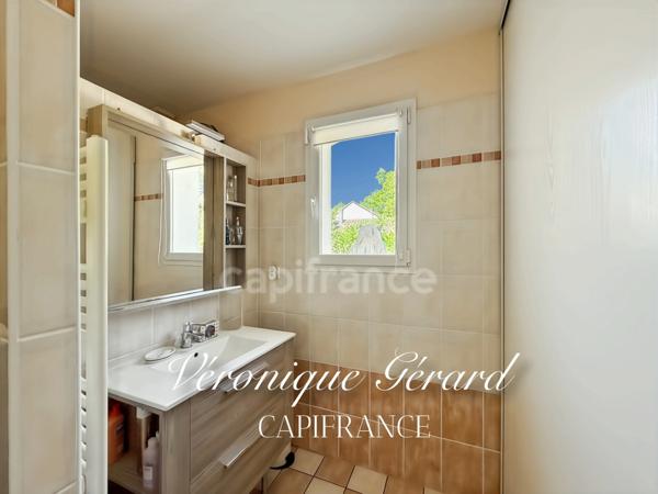 Plain-Pied Lumineux de 2008 avec 4 chambres