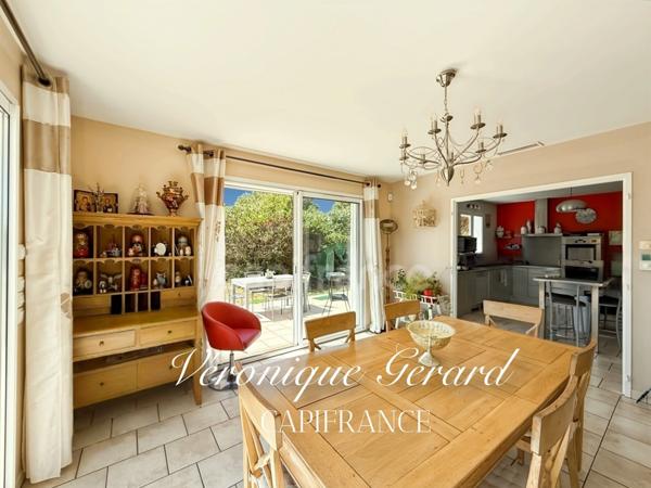 Plain-Pied Lumineux de 2008 avec 4 chambres