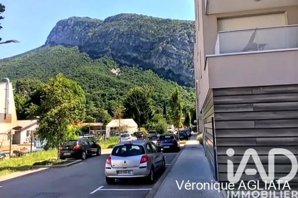Appartement à vendre 2 pièces 46 m² Saint-Égrève