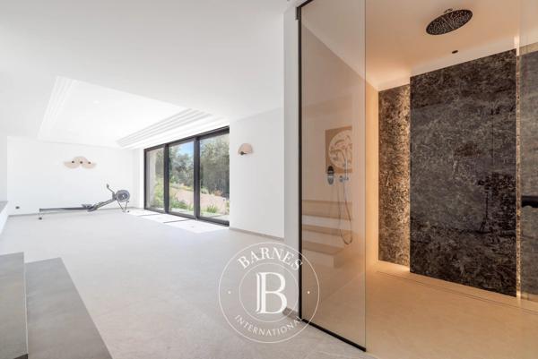 Grasse, Villa 4 Chambres -  459 m² à vendre