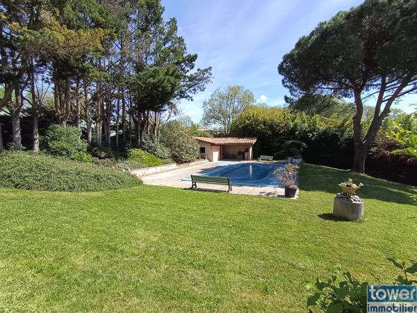 Maison
                                                                                                                                                                                                                                                                                                                        4 pièce(s)                                                                                                                                                                                                          3 chambre(s)                                                                                                                                                                                                          128  m²