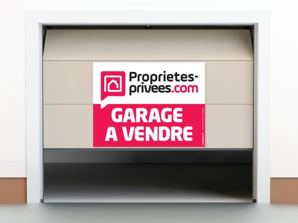 Garage sécurisé - grand emplacement double de 35 m²