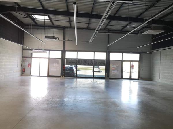 Local commercial 490 m2