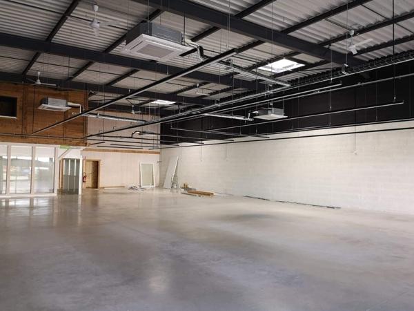 Local commercial 490 m2