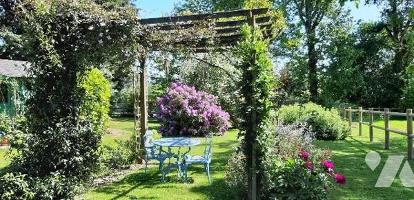 LA GACILLY, Maison d'habitation - A seulement 5 minutes de LA GACILLY, découvrez cette authenti...