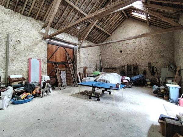 Propriété de 180 m² 10 minutes de VOVES