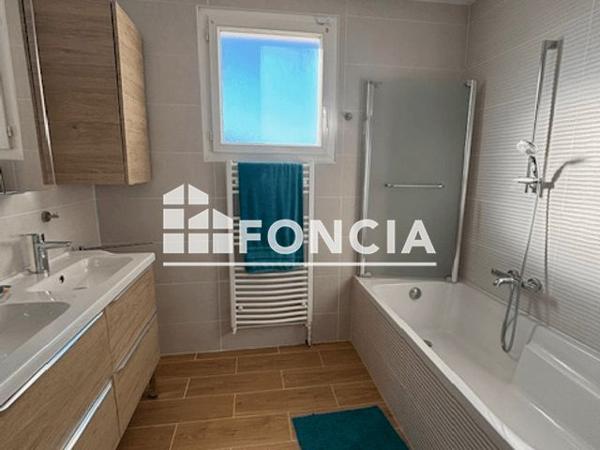 Location Maison 5 pièces 118 m² - 22 RUE LE CLOS BELLE PAULE Cepet 31620