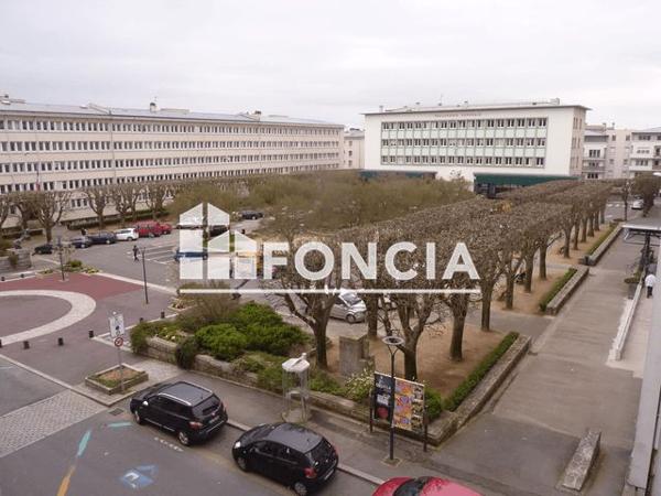 Location Appartement 5 pièces 117.1 m² - 54 RUE JEAN MACE Brest 29200