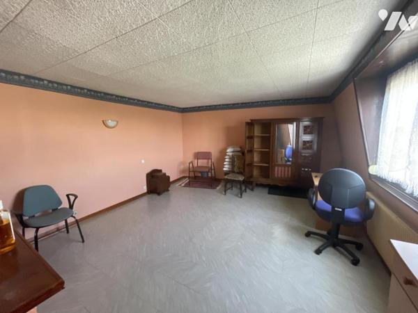 LILLE – Maison de 164 m² | 4 chambres + bureau | Cour intérieure | Fort potentiel