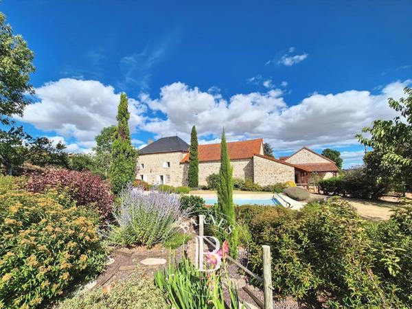 Riom, Maison 4 Chambres -  240 m² à vendre