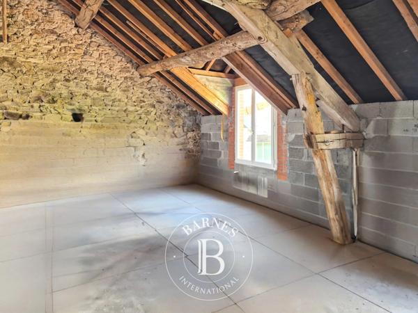 Riom, Maison 4 Chambres -  240 m² à vendre