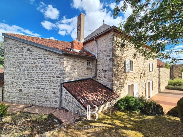 Riom, Maison 4 Chambres -  240 m² à vendre