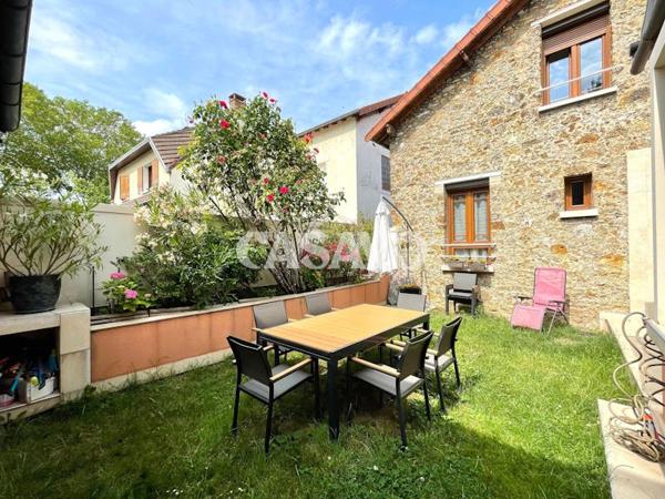 Vente Maison 8 pièces de 200m² - 92240 Malakoff