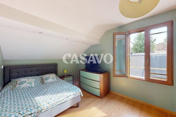 Vente Maison 8 pièces de 200m² - 92240 Malakoff