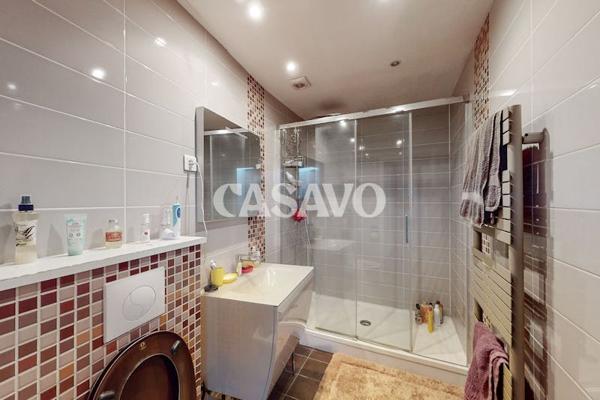 Vente Maison 8 pièces de 200m² - 92240 Malakoff
