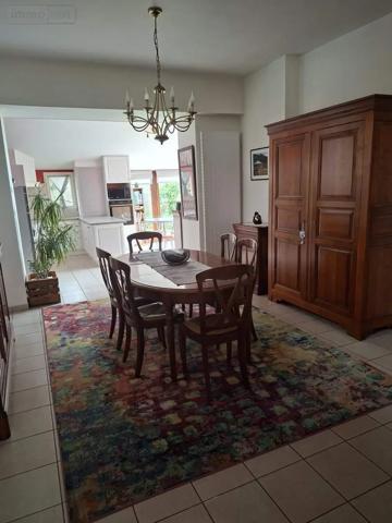 Achat - Maison Fougères 35300 11 pièces 220 m 2 500 m 2
