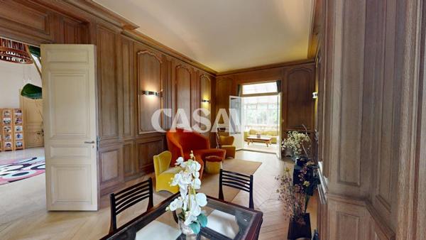 Vente Maison 15 pièces de 650m² - 94120 Fontenay-sous-Bois