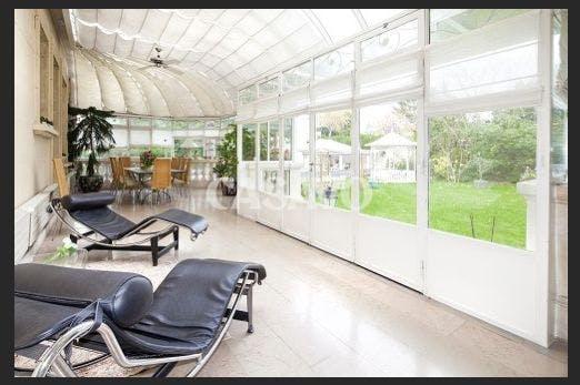 Vente Maison 15 pièces de 650m² - 94120 Fontenay-sous-Bois