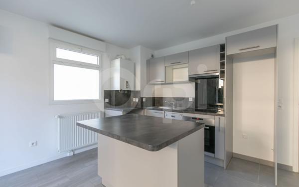 Appartement à vendre    2 pièces • 38,80 m2 Noisy-le-Grand