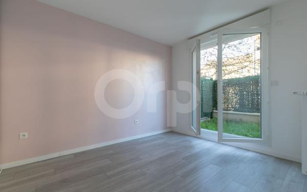 Appartement à vendre    2 pièces • 38,80 m2 Noisy-le-Grand