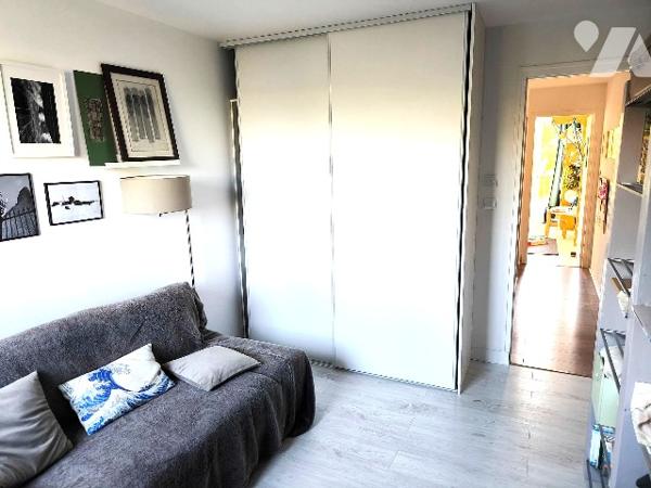 Appartement T4 Valmante haut traversant de 83 m² loi carrez et 95 m² de surface habitable, vue mer