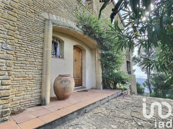 Maison à vendre 7 pièces 220 m² Toulon