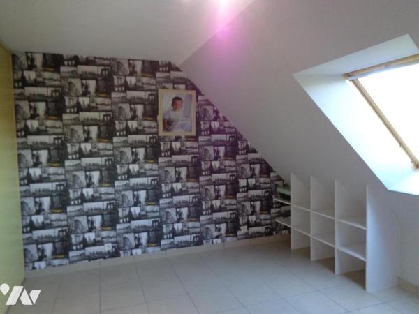 CONTEMPORAINE DE 2006 LUMINEUSE DE 154 M² EN TRES BON ETAT DANS QUARTIER CALME