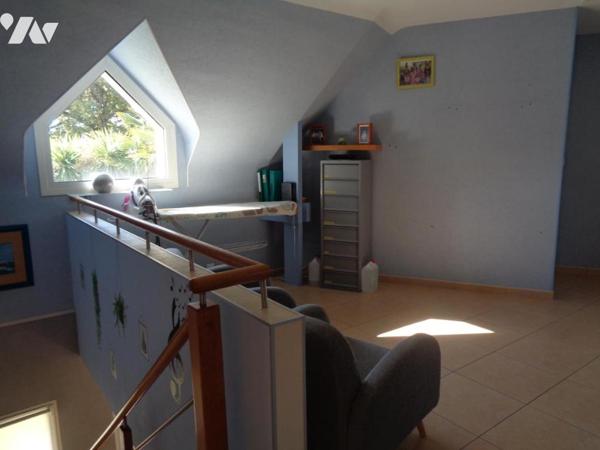 CONTEMPORAINE DE 2006 LUMINEUSE DE 154 M² EN TRES BON ETAT DANS QUARTIER CALME