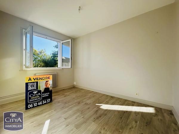 Maison à vendre 4 pièces 102m² Châteauroux (36000)
