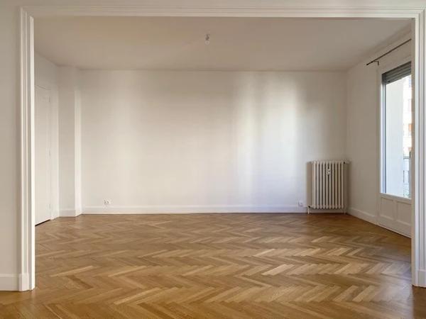 APPARTEMENT T3 A LOUER - LYON 6EME ARRONDISSEMENT l'Helvetie 90.25 m 2 1 730 € charges comprises par mois