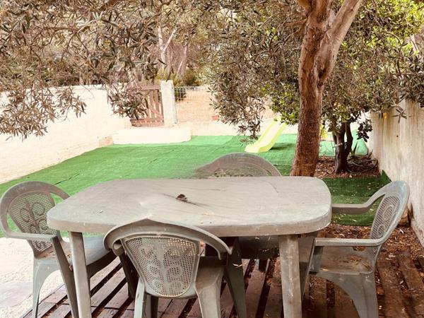 Maison  individuelle  sur Istres  sud   les T5 103 m2 + jardin 100M2 + Garage fermé